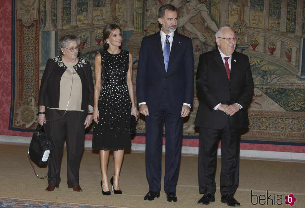 Los Reyes Felipe y Letizia con el presidente de Israel y su mujer, Nechama Rivlin, en El Pardo