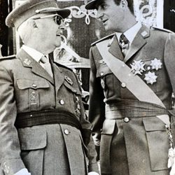 Franco y el Rey Juan Carlos hablando