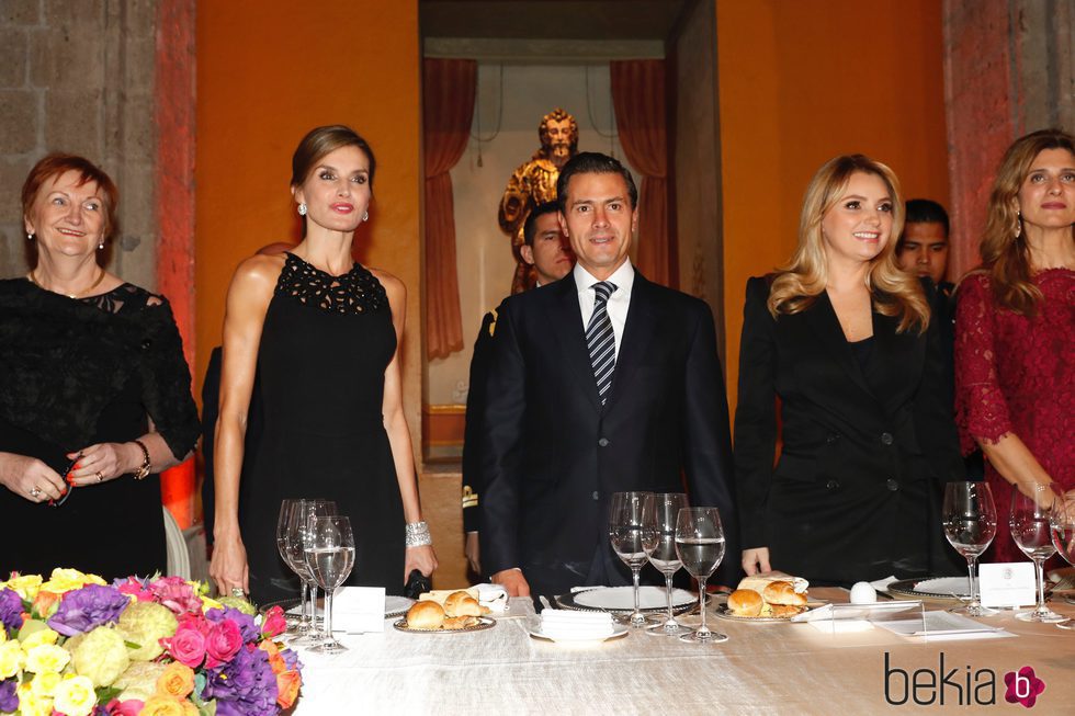 La Reina Letizia en una cena con Enrique Peña Nieto y Angélica Rivera en México