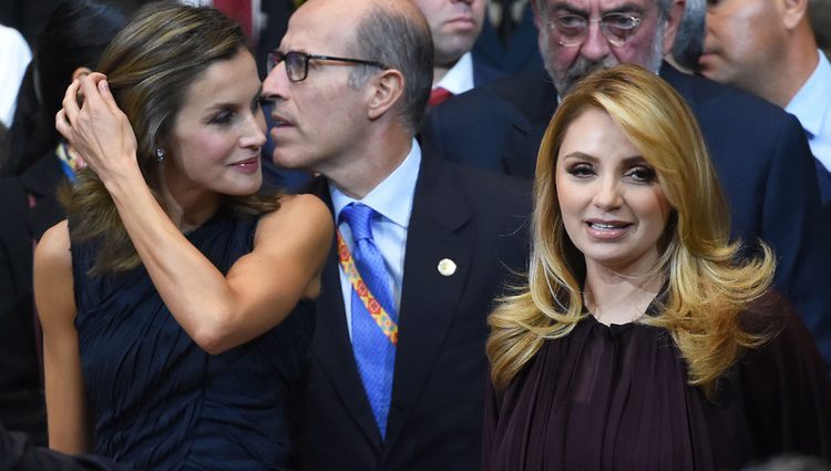 La Reina Letizia y Angélica Rivera en el Official World Cancer Leaders' Summit de México