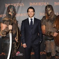 Henry Cavill en el estreno de 'Los Inmortales' en Los Ángeles