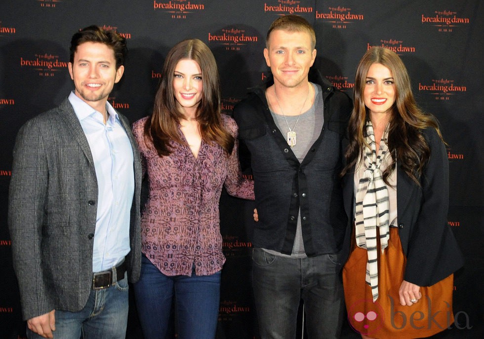 Jackson Rathbone, Ashley Greene, Charlie Bewley y Nikki Reed promocionan 'Amanecer' en Atlanta