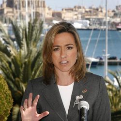 Carme Chacón dando un discurso