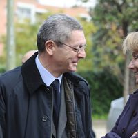 Alberto Ruiz Gallardón y Esperanza Aguirre en el funeral de Ernesto Botella