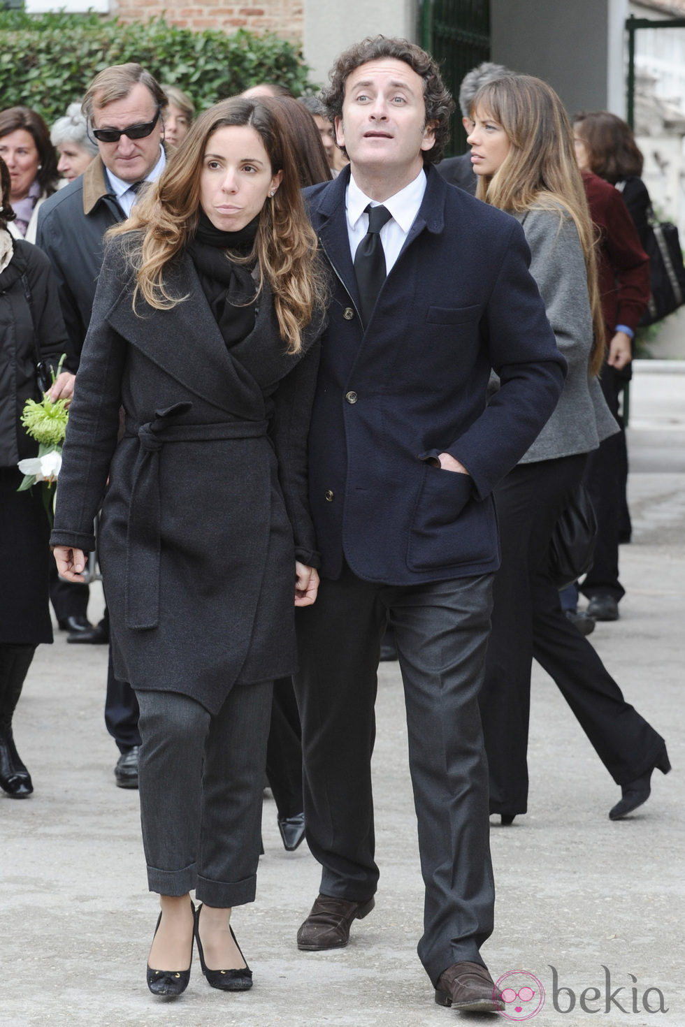 Ana Aznar y Alejandro Agag en el funeral de Ernesto Botella