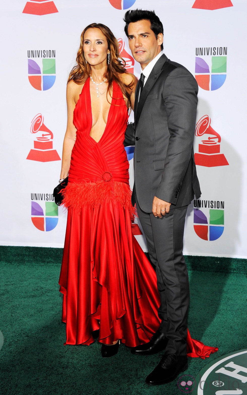 Cristian de la Fuente y Angelica Castro en los Grammy Latinos 2011