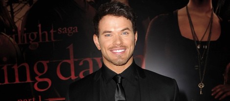 Kellan Lutz en el estreno de 'Amanecer. Parte 1' en Los Ángeles