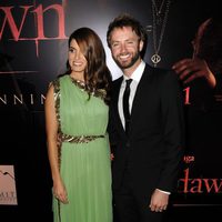 Nikki Reed y Paul McDonald en el estreno de 'Amanecer. Parte 1' en Los Ángeles