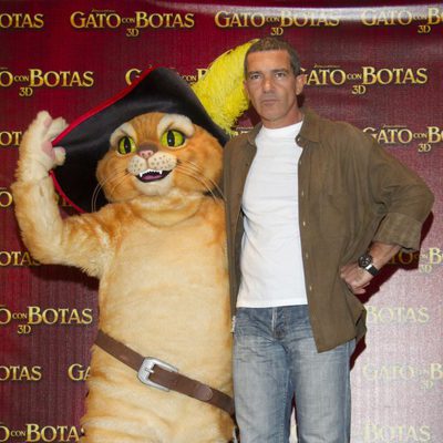 Antonio Banderas y Salma Hayek presentan 'El gato con botas' por el mundo