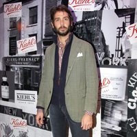 Sebastián Palomo Danko en la fiesta de inauguración de Kiehl's