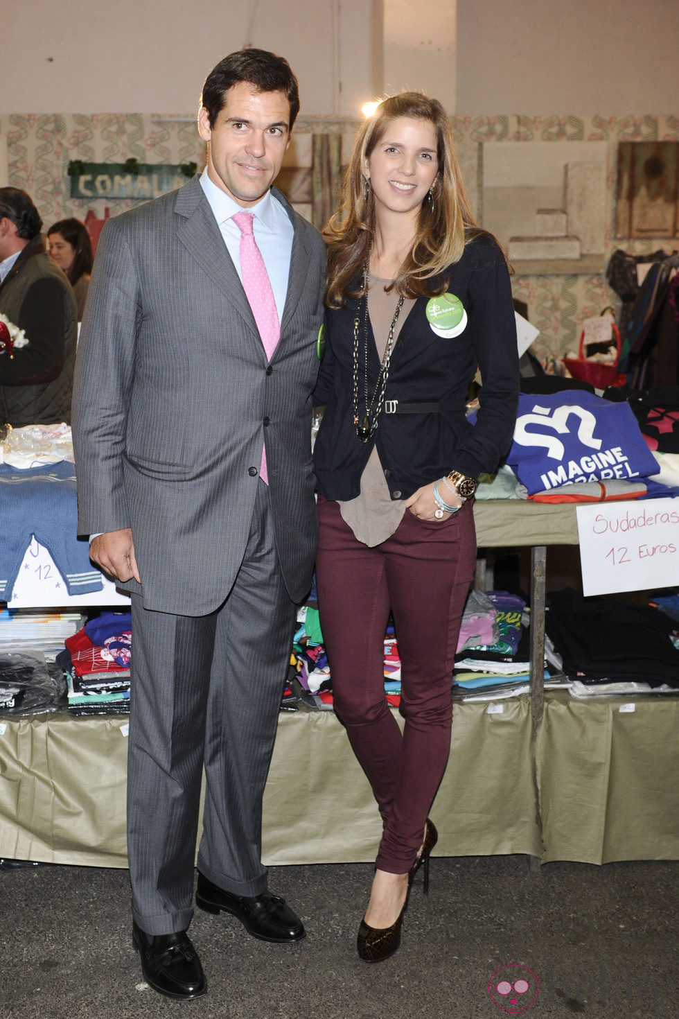 Luis Alfonso de Borbón y Margarita Vargas en el Rastrillo 2011