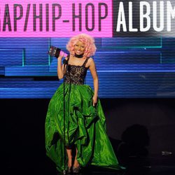 Nicki Minaj recoge su premio en los American Music Awards 2011