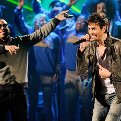 Actuación de Enrique Iglesias y Ludacris en los American Music Awards 2011