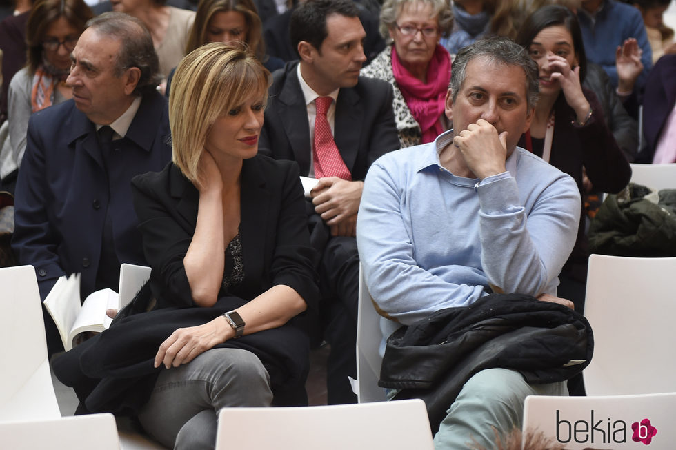 Susanna Griso en un evento acompañada de su marido Carles Torras