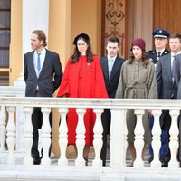 Andrea, Carlota y Pierre Casiraghi con Beatrice Borromeo y Tatiana Santo Domingo en el Día Nacional de Mónaco