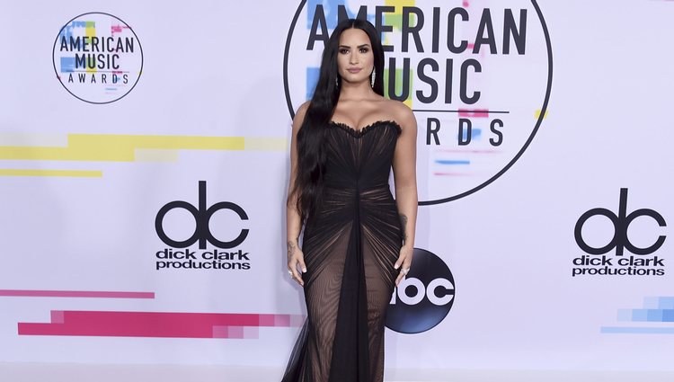 Demi Lovato en los American Music Awards 2017