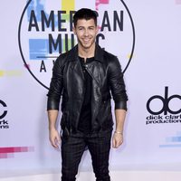 Nick Jonas en los American Music Awards 2017