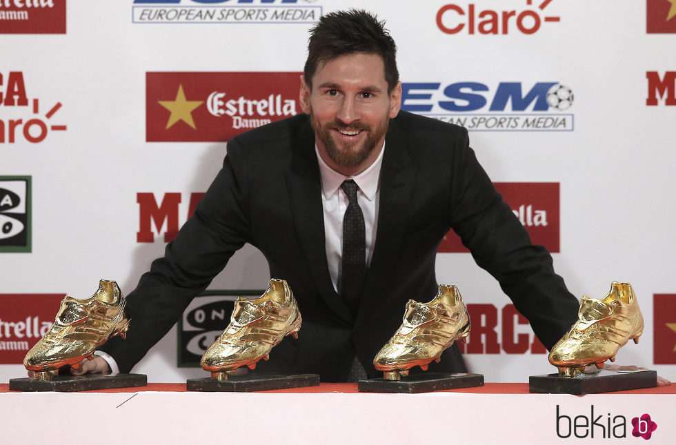 Leo Messi recibe su cuarta Bota de Oro