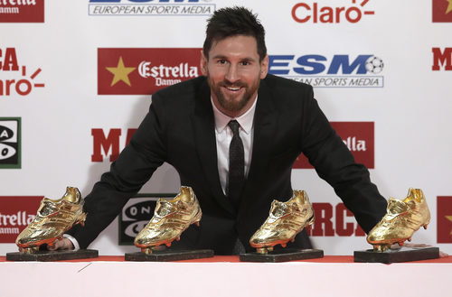 Leo Messi recibe su cuarta Bota de Oro