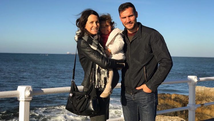 Saúl Craviotto con su mujer Celia y su hija Valentina