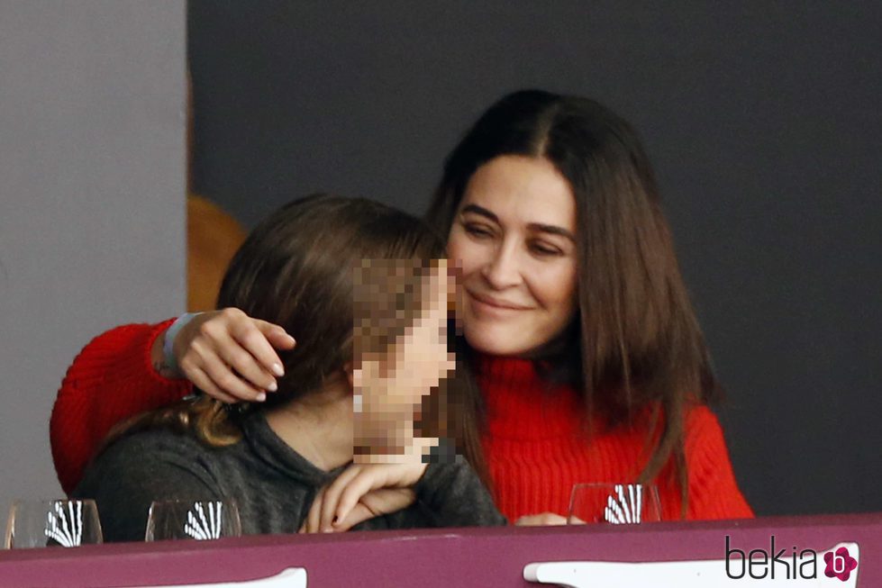 Vicky Martín Berrocal con su hija Alba en la Horse Week 2017 en Madrid