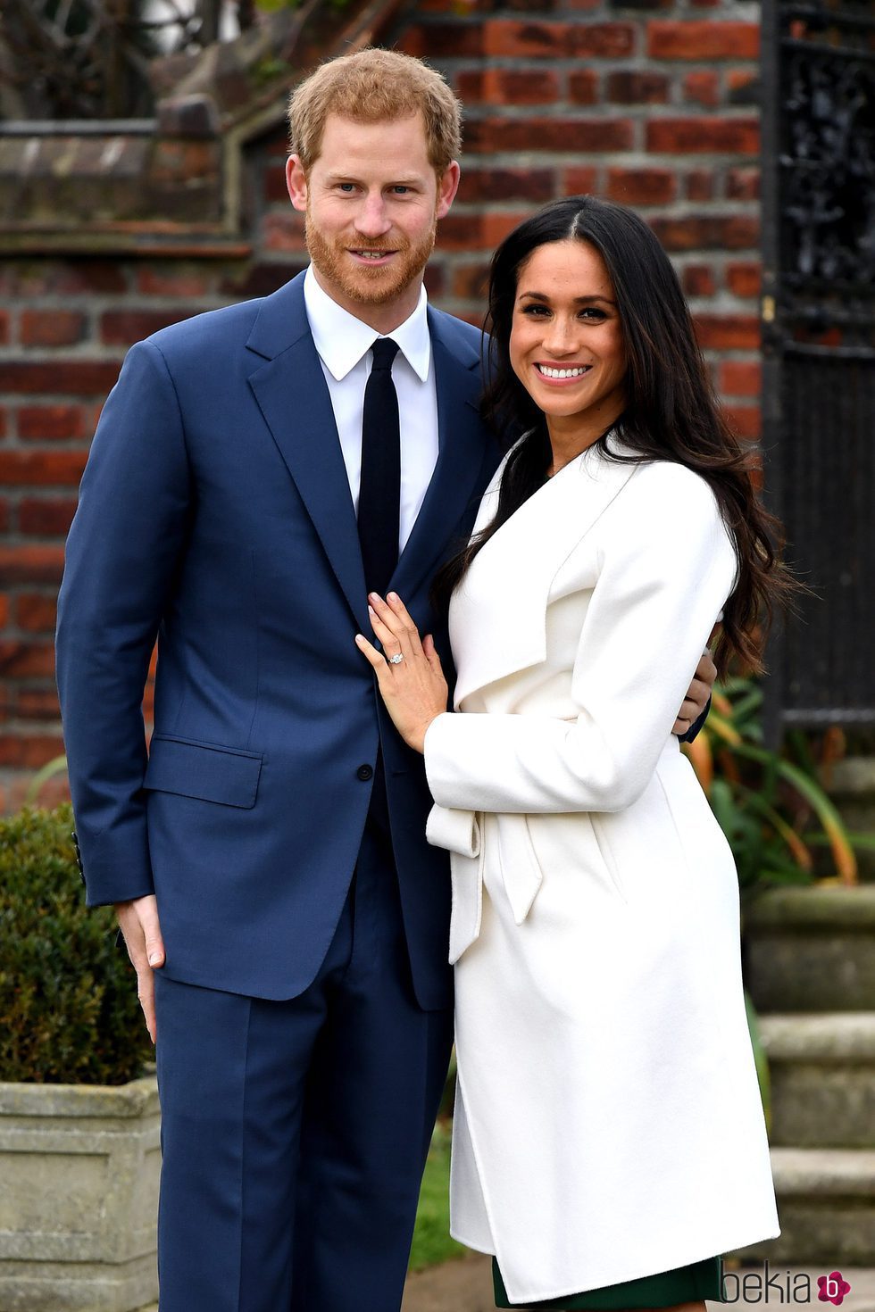 Foto del posado oficial del Príncipe Harry de Inglaterra y Meghan Markle