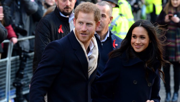 Meghan Markle y el Príncipe Harry en su primer acto público tras comprometerse