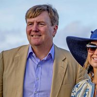 Los Reyes Guillermo y Máxima de Holanda visitando St. Eustatius