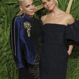 Pink y Stella McCartney en los British Fashion Awards 2017