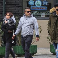 Gloria Camila pasea con Kiko Jiménez, Rocío Flores y José Fernando en Madrid