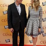 Richard Gere y Alejandra Silva durante el preestreno de 