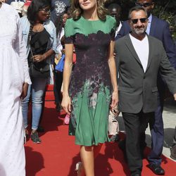 La Reina Letizia visita la Cruz Roja de Senegal