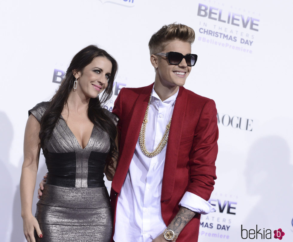 Justin Bieber junto a su madre Pattie Mallette