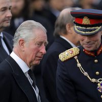 El Príncipe Carlos y Enrique de Luxemburgo en el funeral de Miguel de Rumanía