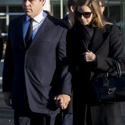 Luis Alfonso de Borbón y Margarita Vargas en la misa funeral de Carmen Franco