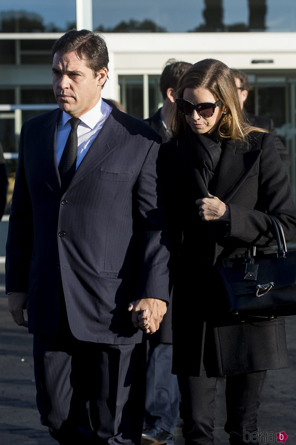 Luis Alfonso de Borbón y Margarita Vargas en la misa funeral de Carmen Franco