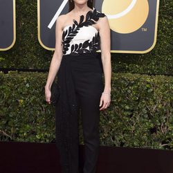 Alexis Bledel en la alfombra roja de los Globos de Oro 2018