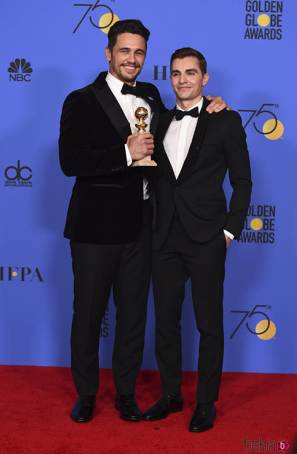 James Franco y Dave Franco con su Globo de Oro 2018 por 'The Disaster Artist'