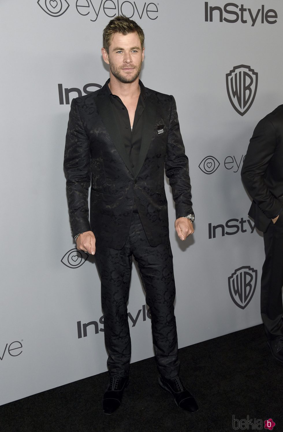 Chris Hemsworth en la fiesta InStyle tras los Globos de Oro 2018