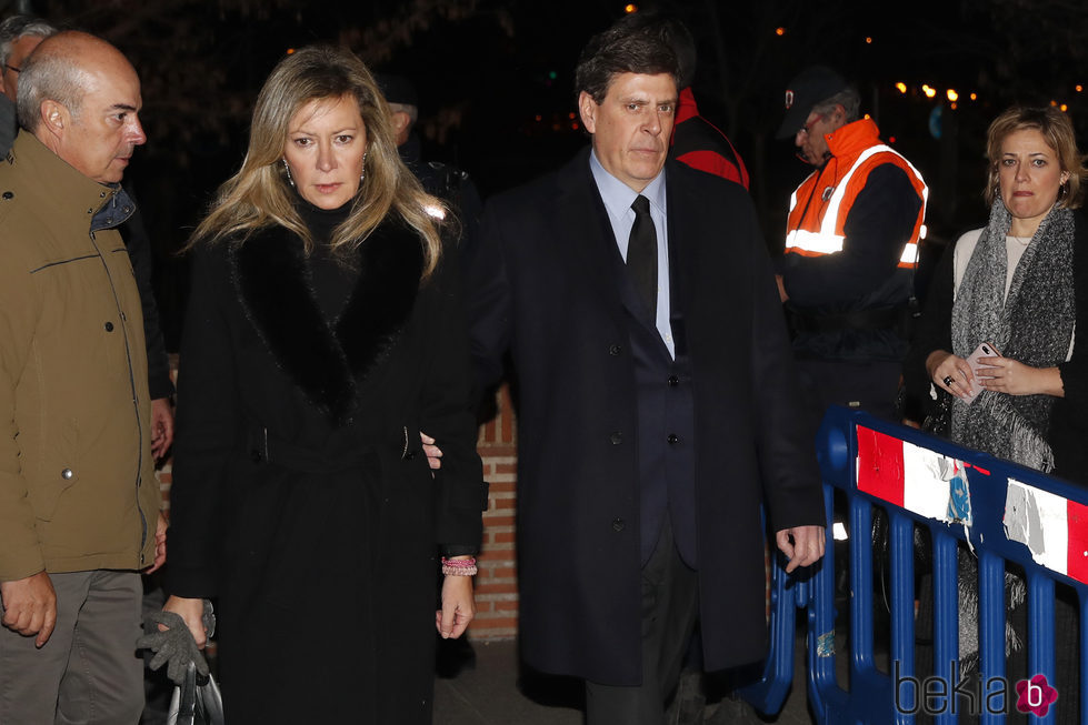 Diana Pinel y Juan Carlos Quer en la misa funeral de Diana Quer