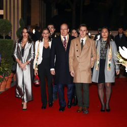 Alberto de Mónaco con Estefanía de Mónaco, Louis Ducruet, Marie Chevallier y Pauline Ducruet en el Festival de Circo de Monte-Carlo 2018