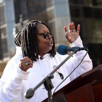 Whoopi Goldberg en la Marcha de las Mujeres de Nueva York