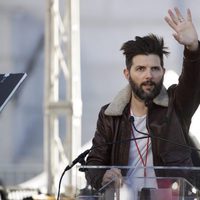 Adam Scott en la Marcha de las Mujeres de Nueva York