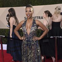 Samira Wiley en la alfombra roja de los SAG 2018