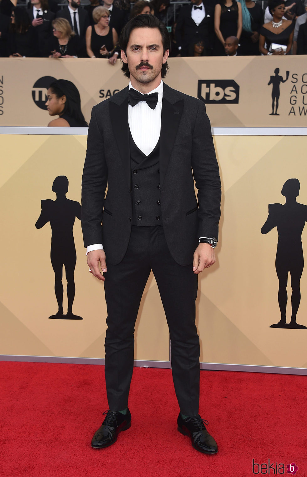 Milo Ventimiglia en la alfombra roja de los SAG 2018