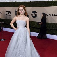 Elizabeth McLaughlin en la alfombra roja de los SAG 2018