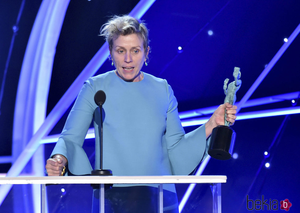 Frances McDormand recogiendo su galardón en la gala de los SAG 2018