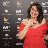 Adelfa Calvo con su premio Feroz 2018