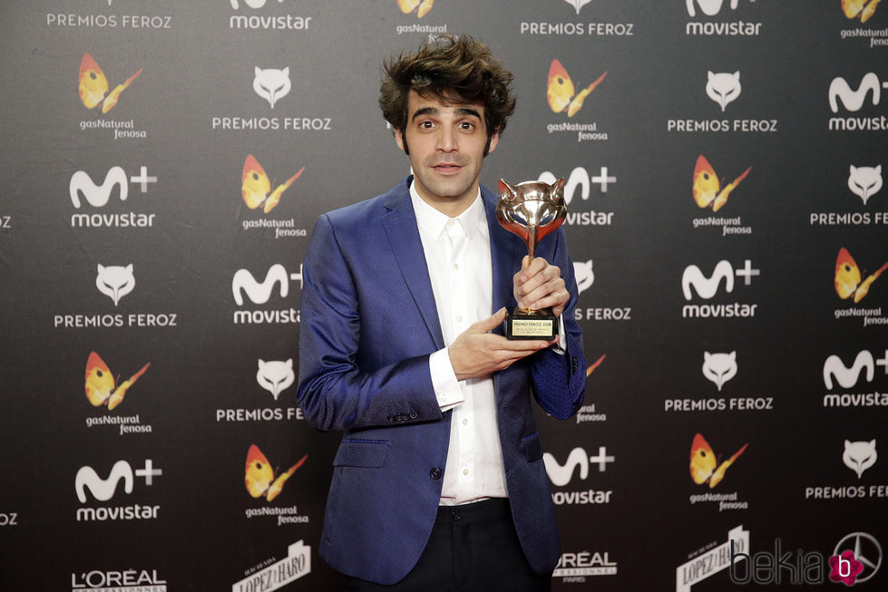 David Verdaguer con su premio Feroz 2018