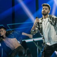 Agoney durante su actuación en la gala 12 de 'OT 2017'